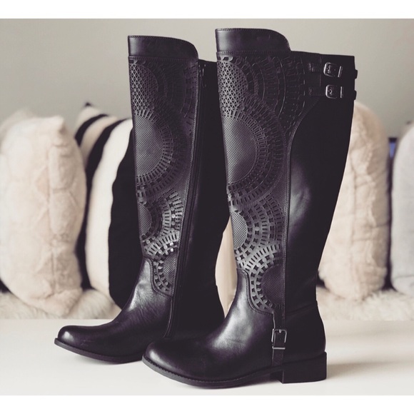 gianni bini laser cut boots